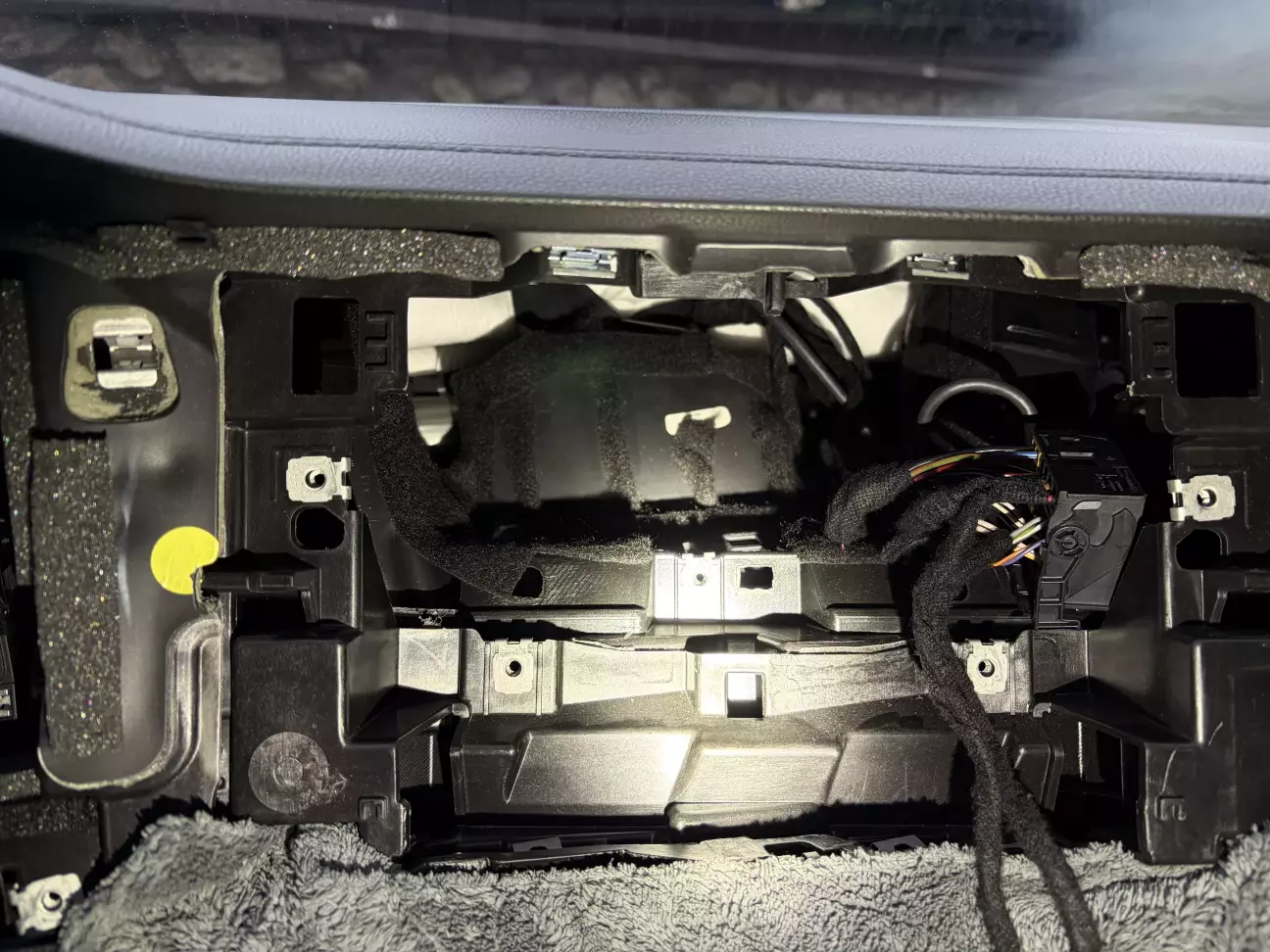 Шумка ніші де буде стояти новий Юніт.