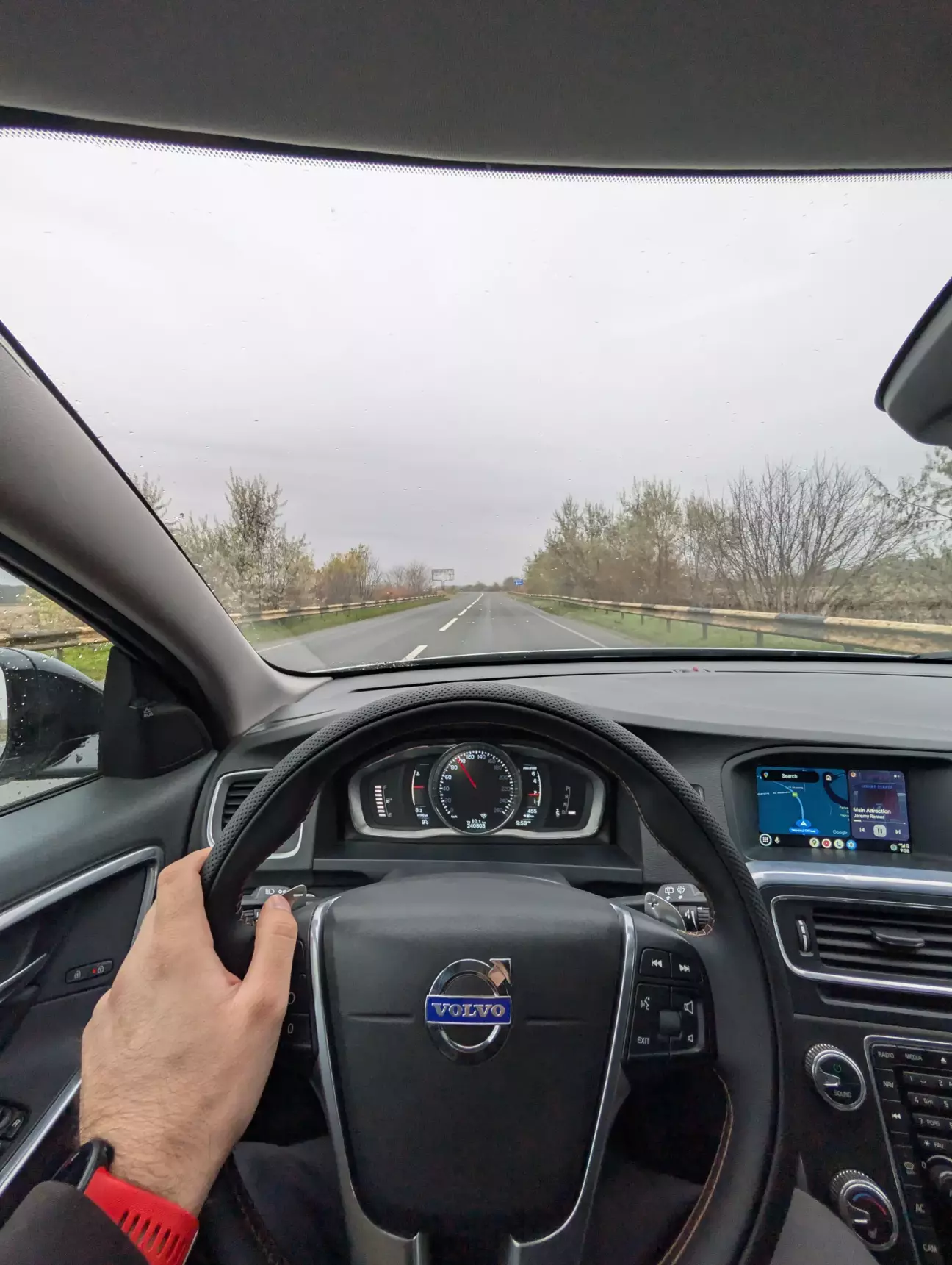 Оновлений інтер'єр дає море задоволення, поки що 😏 Тому до наступний апдейтів 🫡