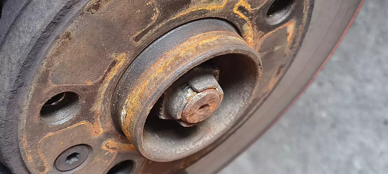 А ну скажіть, потрібно таке чистити? 😁