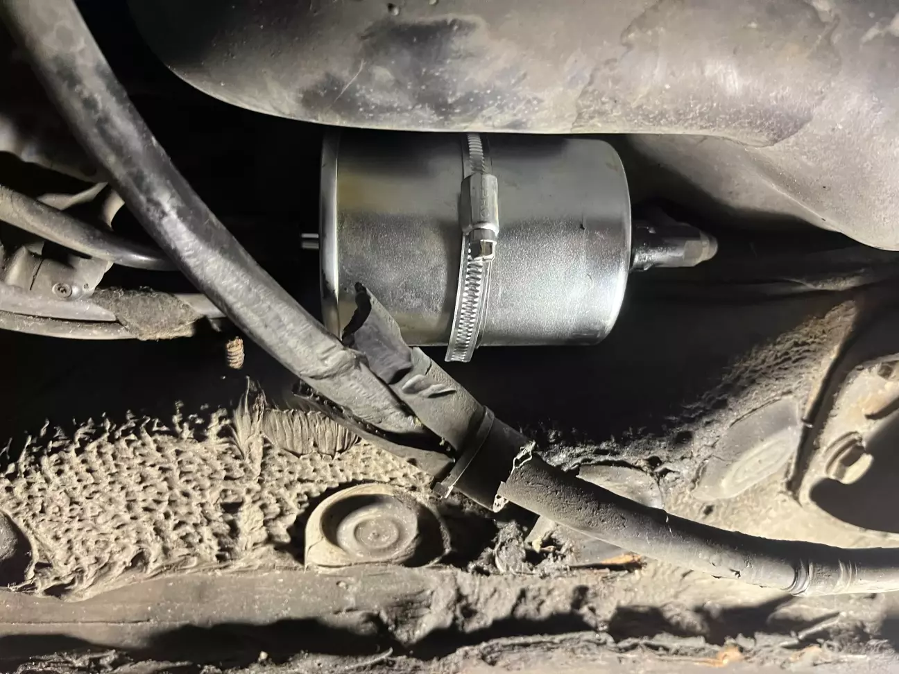 Новий фільтр та хомут на місці