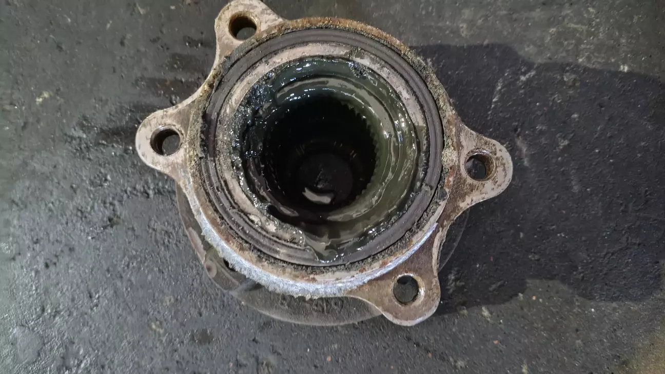 А це старе вже замучене долею))