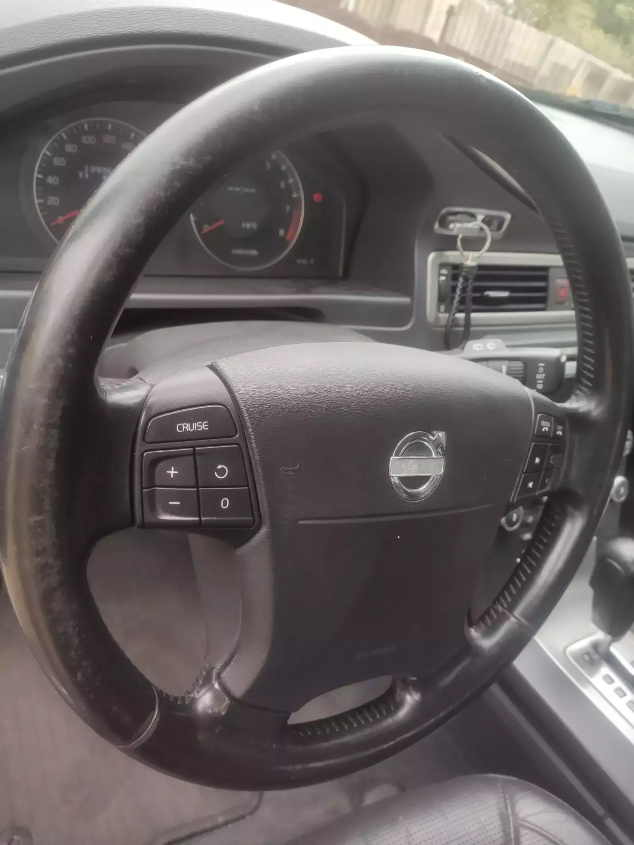 От в такому стані кермо дісталось.