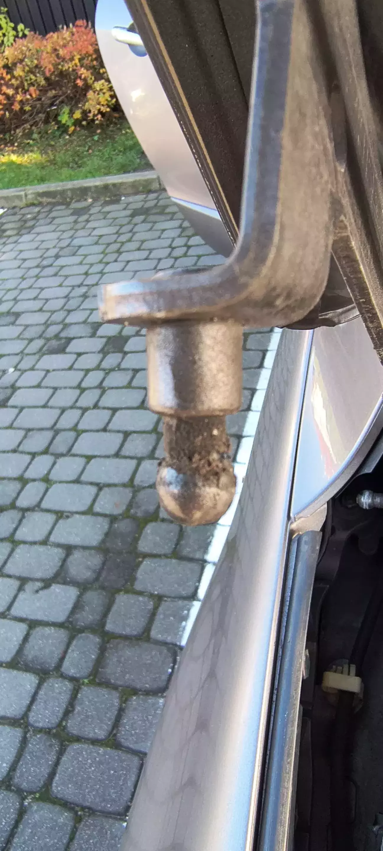 Старі знімаємо, протираємо бруд.