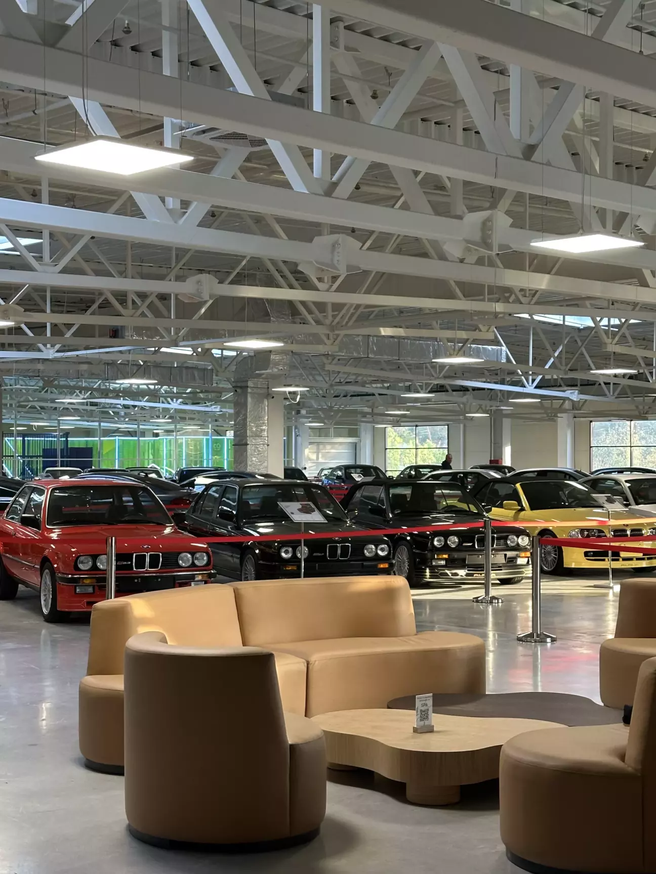 Одною із новинок яких не було у травні на відкритті , став це парад е30