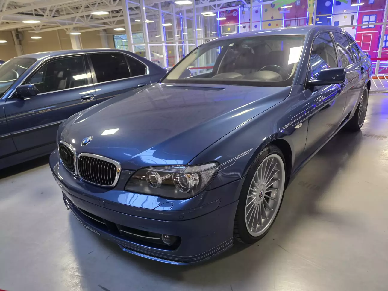 Е65 рестайлінг, ще і альпіна, ну хіба буває авто красивіше?