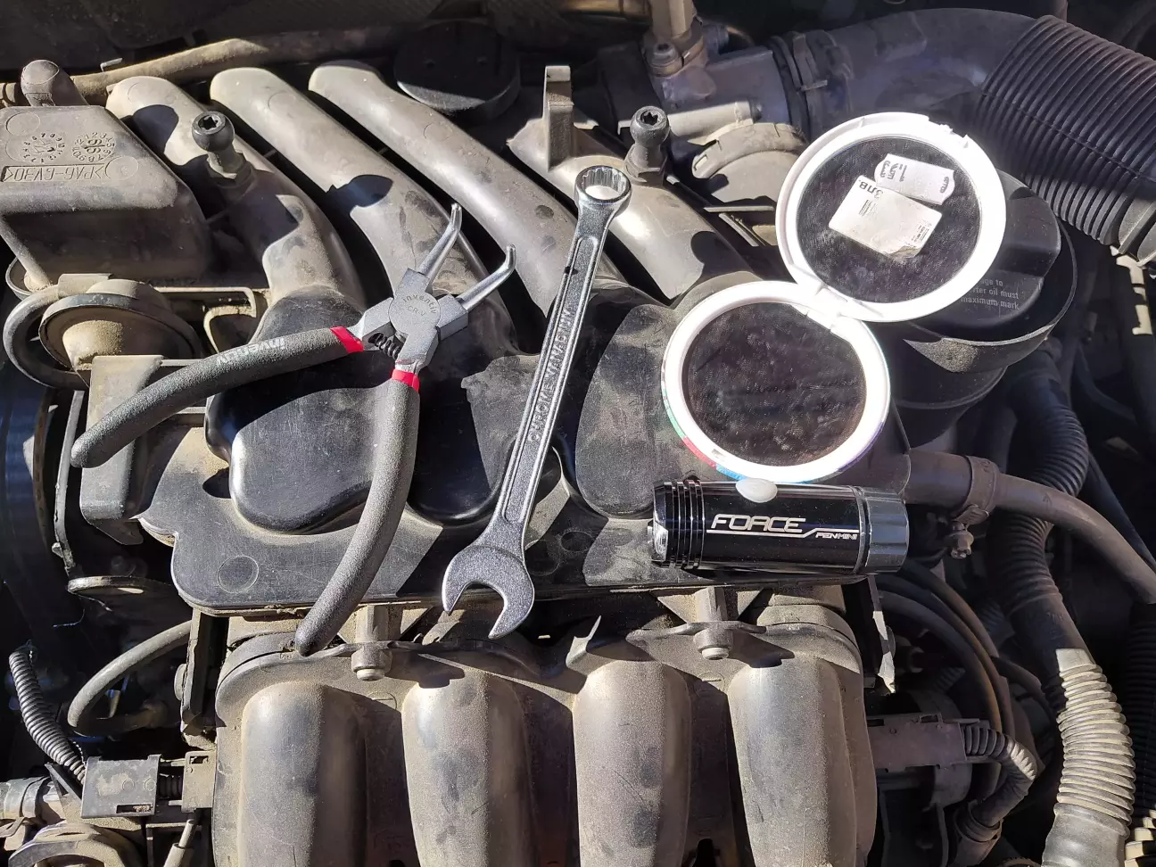 Инструменты для регулировки натяжного ролика ремня ГРМ