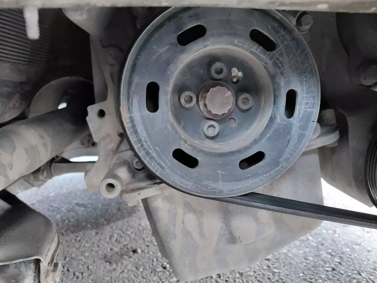 Шкив вспомогательных агрегатов коленвала