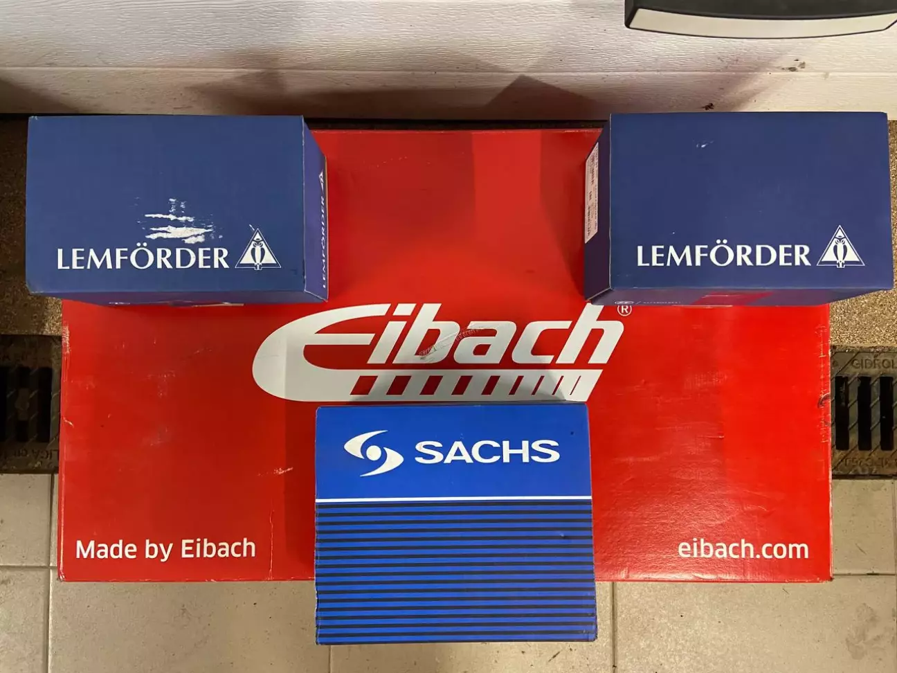 Прижины, пыльники/отбойники и опорники