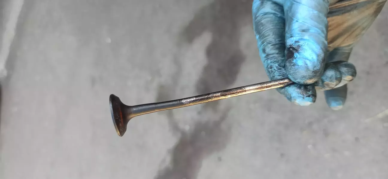 Трошки не зовсім рівненький клопчик