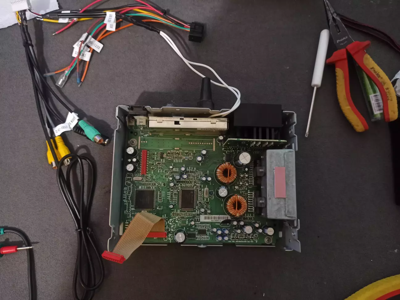 Те ж саме, з іншої сторони.