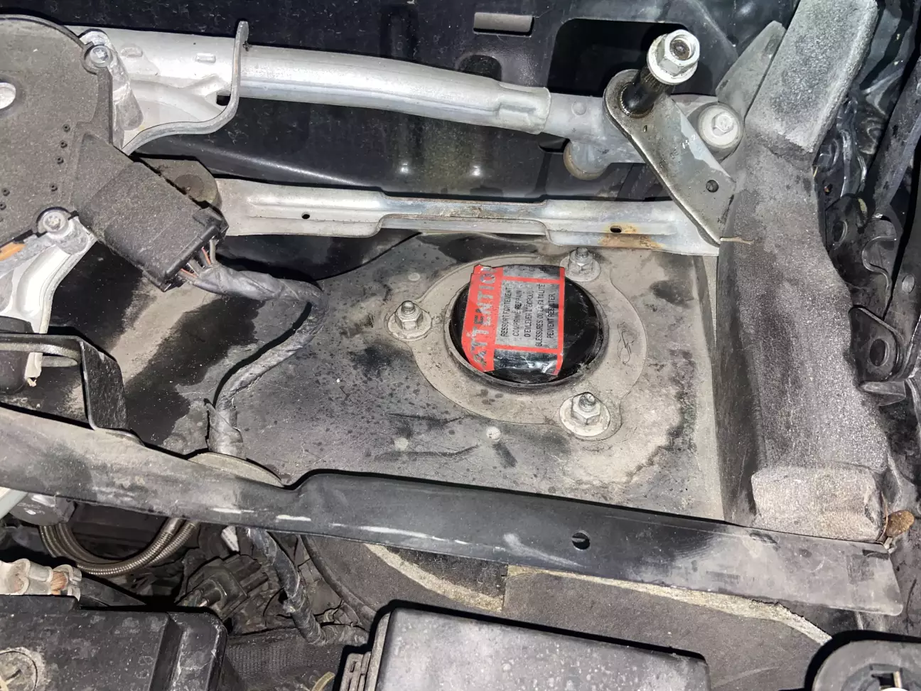 Наче все ок, без натяку на корозію