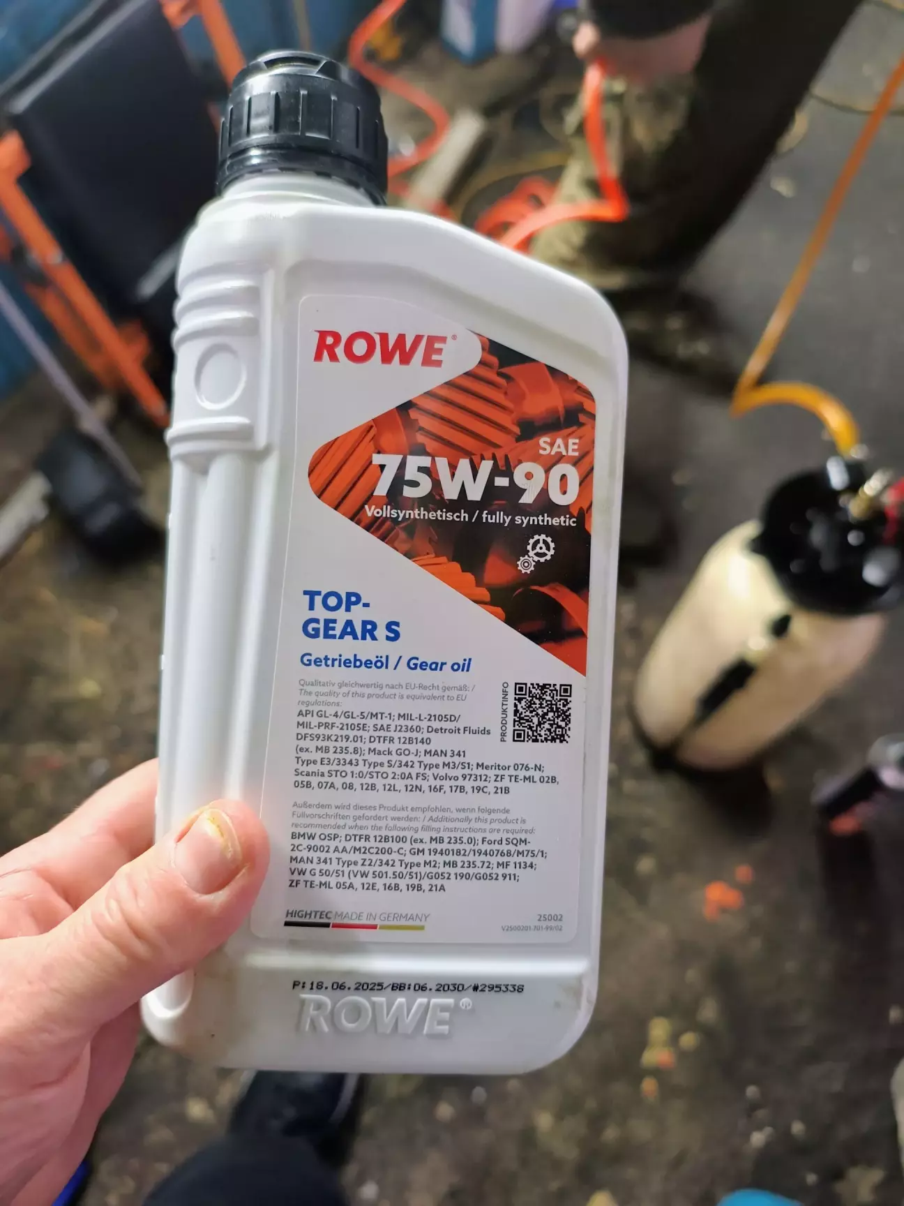 мастило в коробку, ROWE на наступному ТО планую і в двигун, 5w40