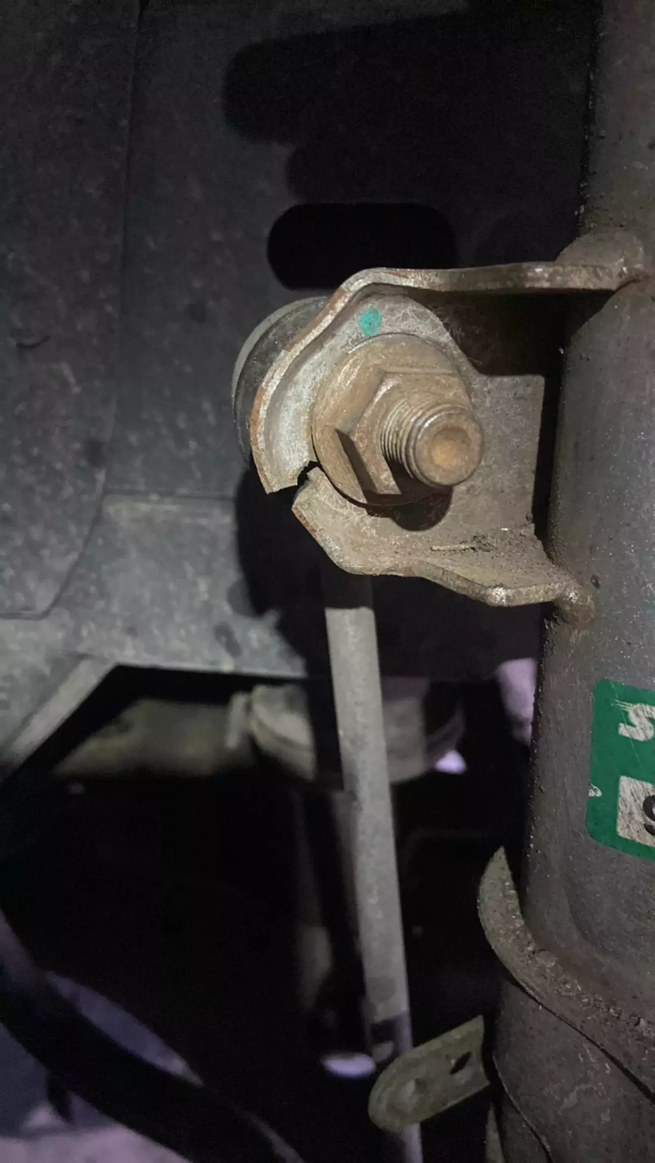 Опа, звідки стук, а ось і пацюк)))