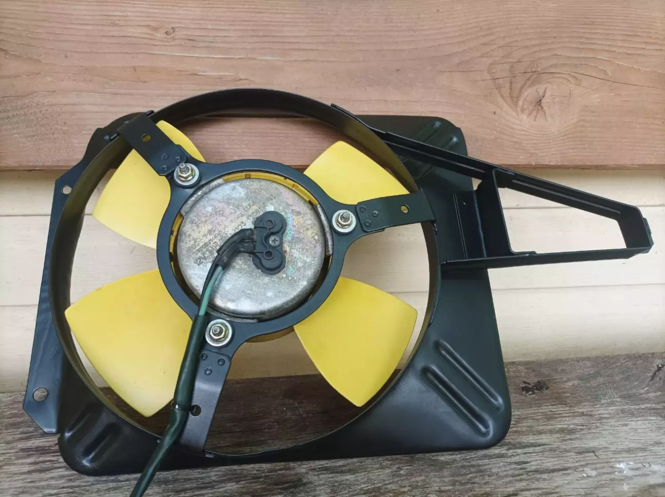 Корпус вентилятора після порошкового фарбування