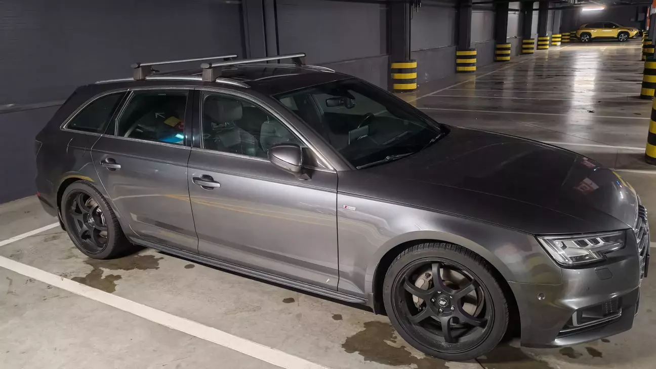 Ну і власне перший виїзд для перевірки зовнішнього вигляду. Незвично, але симпатично