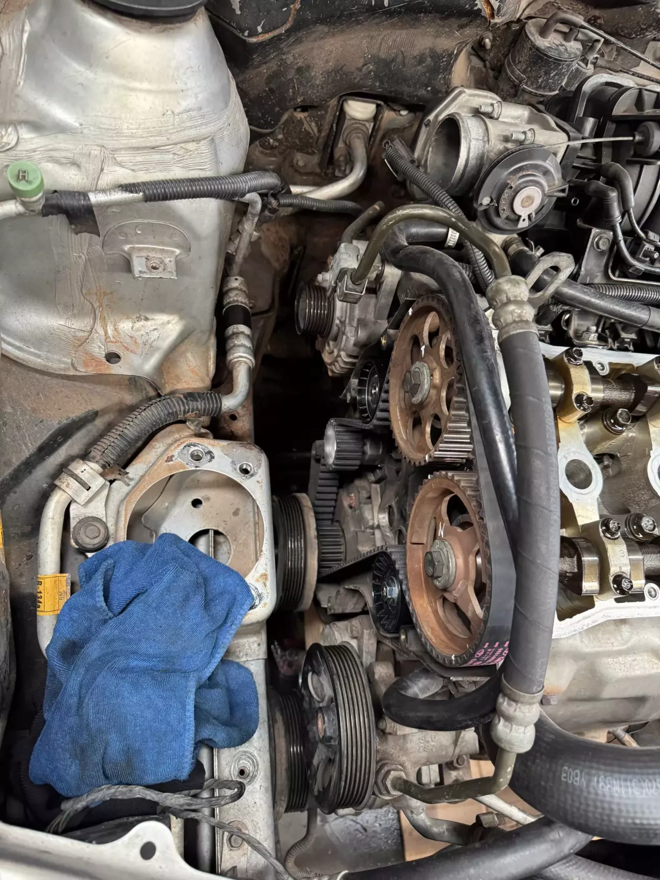 Уже з новим паском з маркуванням Деу на ньому.