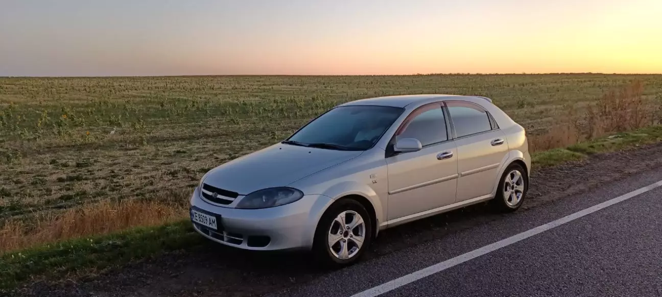 І фото автівки в напрямку Хмельницького, проміжок траси Кривий ріг- Кропівницький