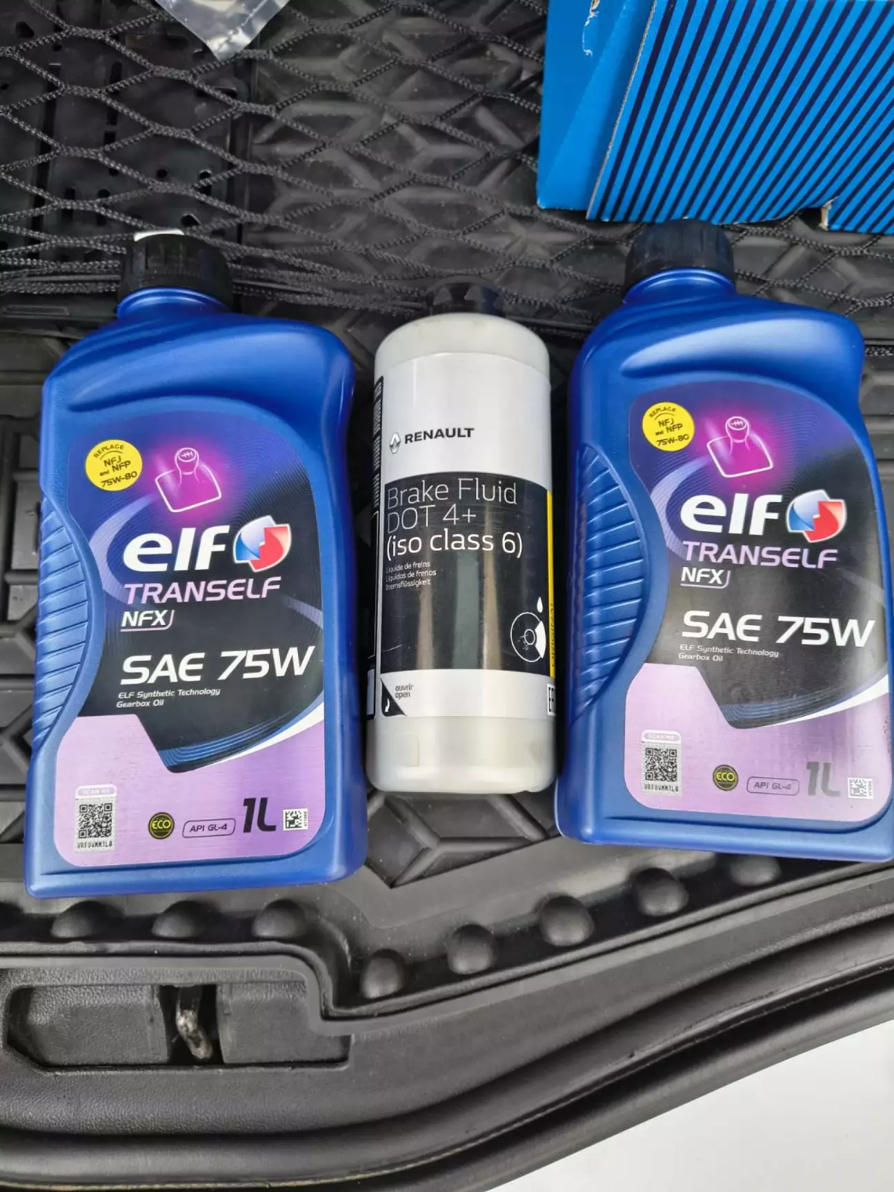 хоч масло в коробці і замінював рік тому, але вже якщо робити, то немає чого економити :)