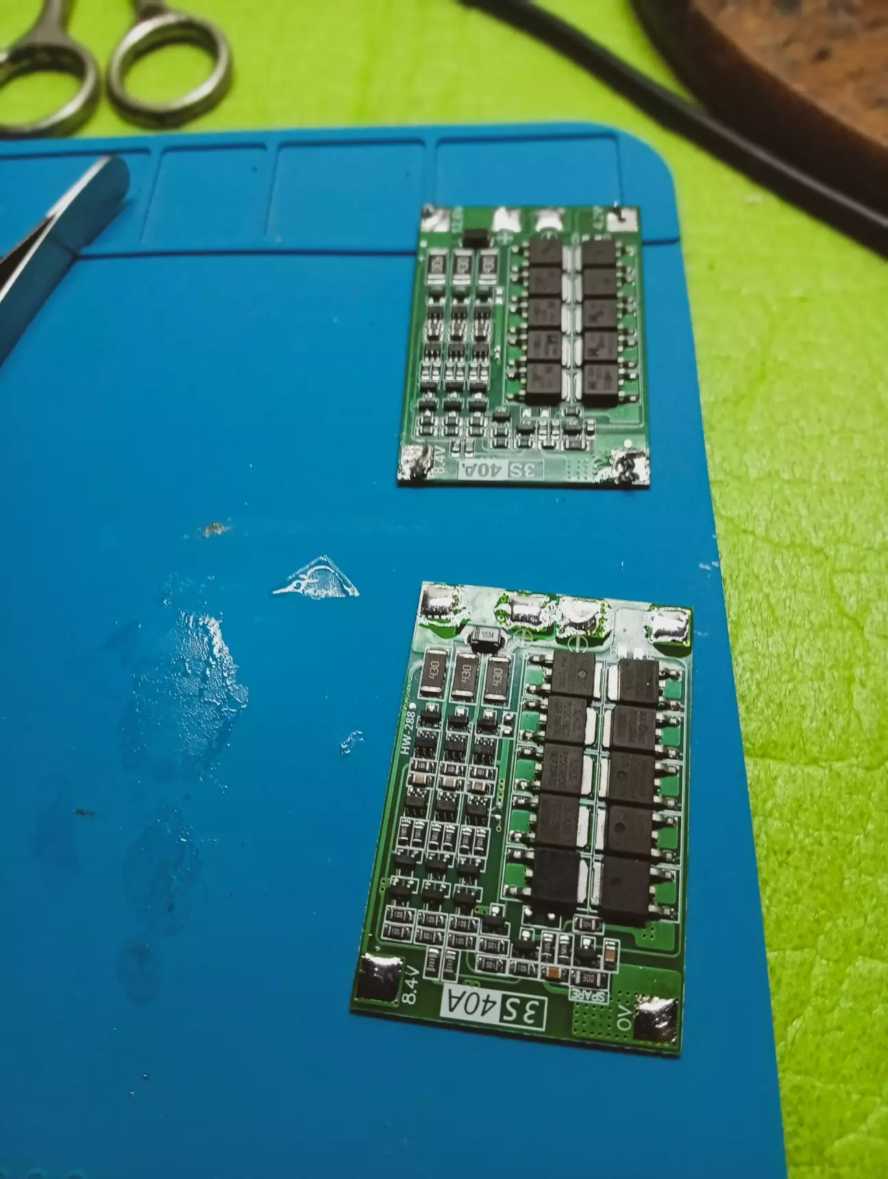 Добре що була ще одна зелена в запасі, як раз пригодилася