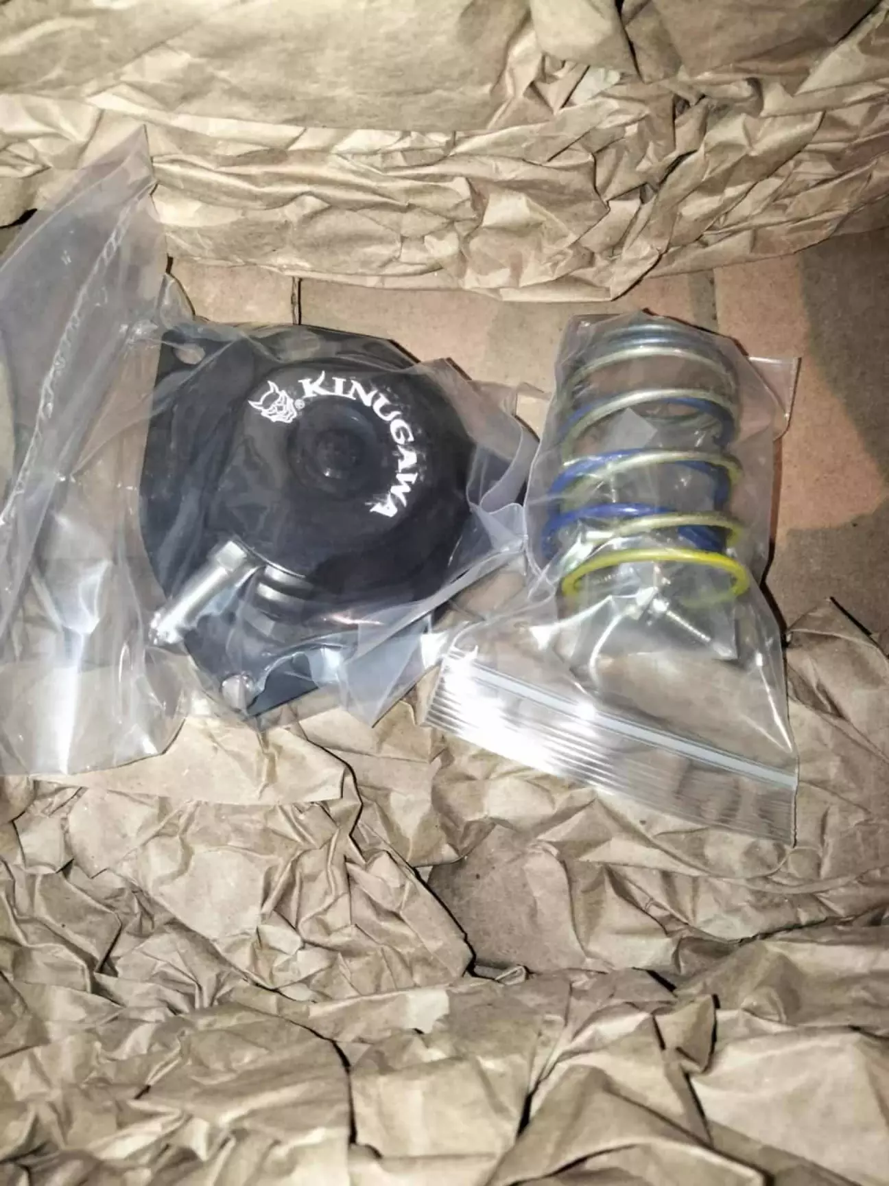 Розпакування після отримання в Україні