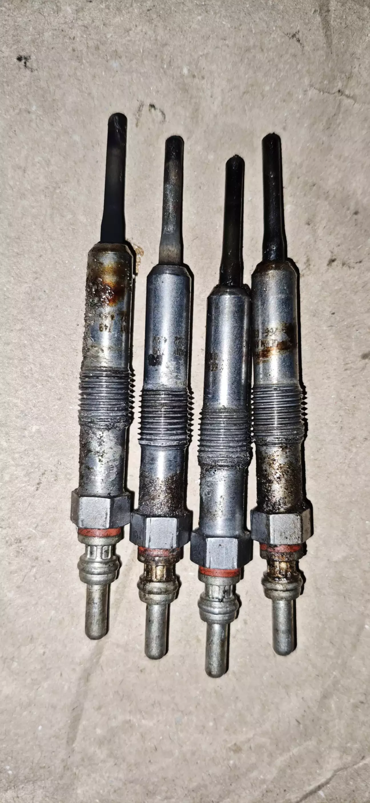 Старі свічки BERU виготовлені в Німеччині. Мабуть ще рідні з заводу.