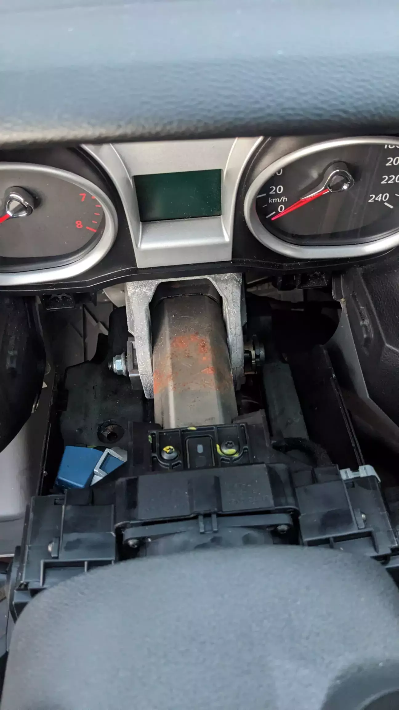 Тут я знайшов легеньку ржавчинку