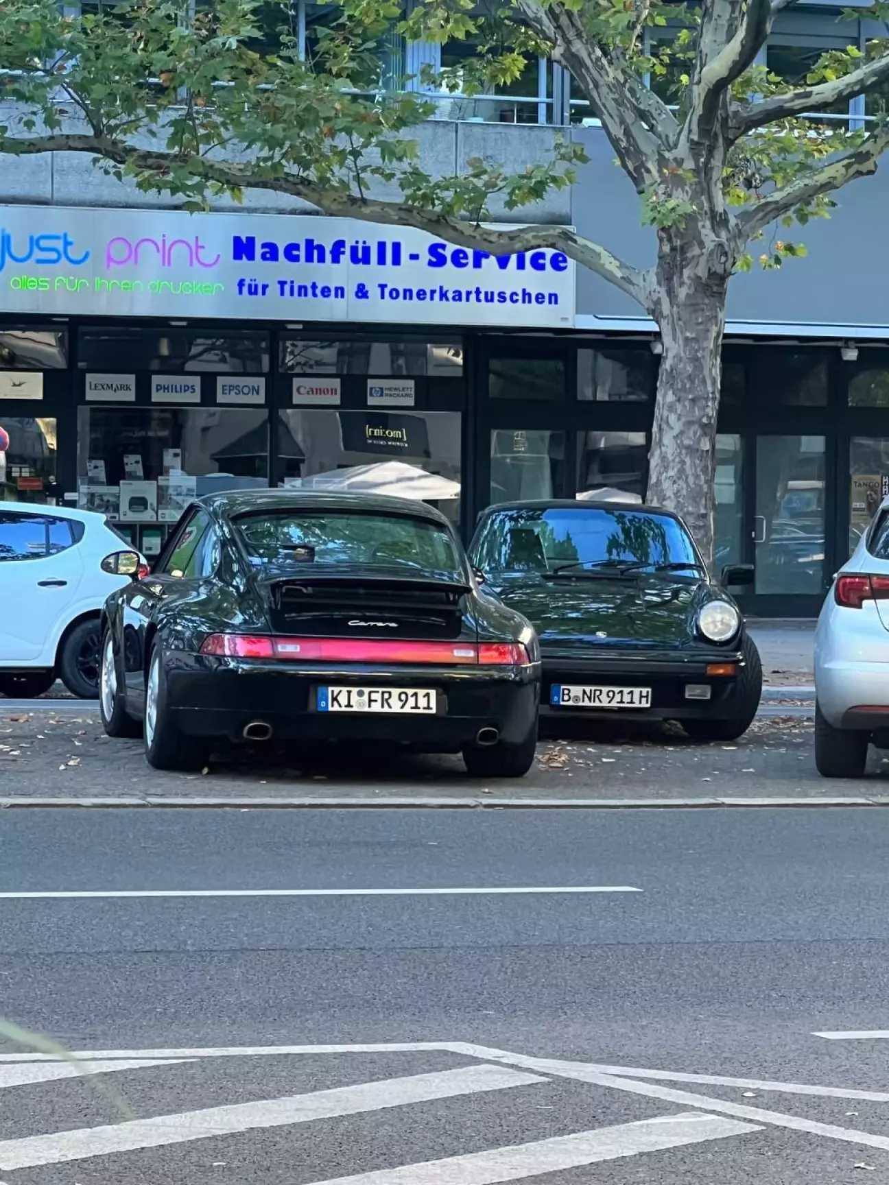 Якби у власника БМВ було більше грошей - він би взяув Пірше, аби бути PROSCHE