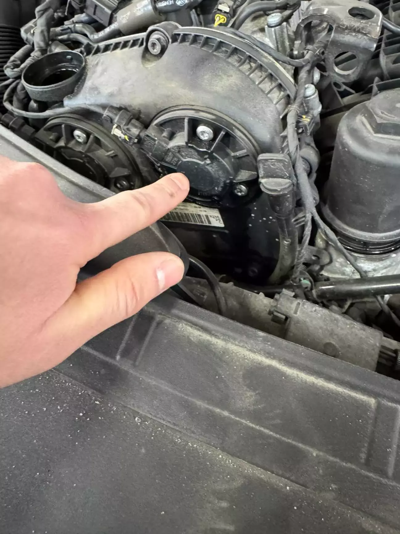 Клапан регулювання фаз газорозподілу