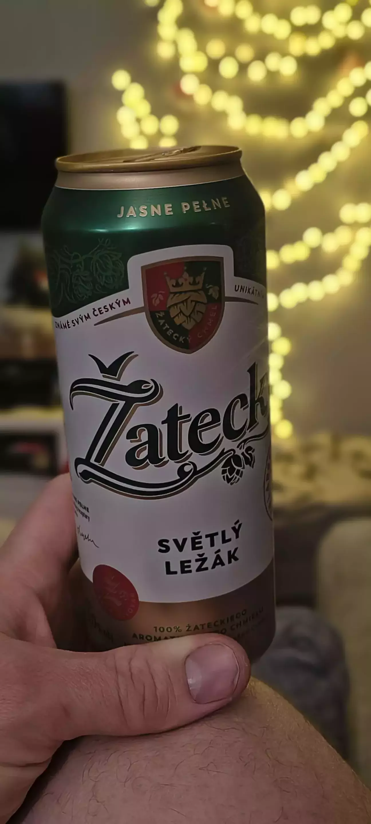 А оцю рідину треба регулярно заливати у прокладку між сидінням та кермом! ☝️🤣