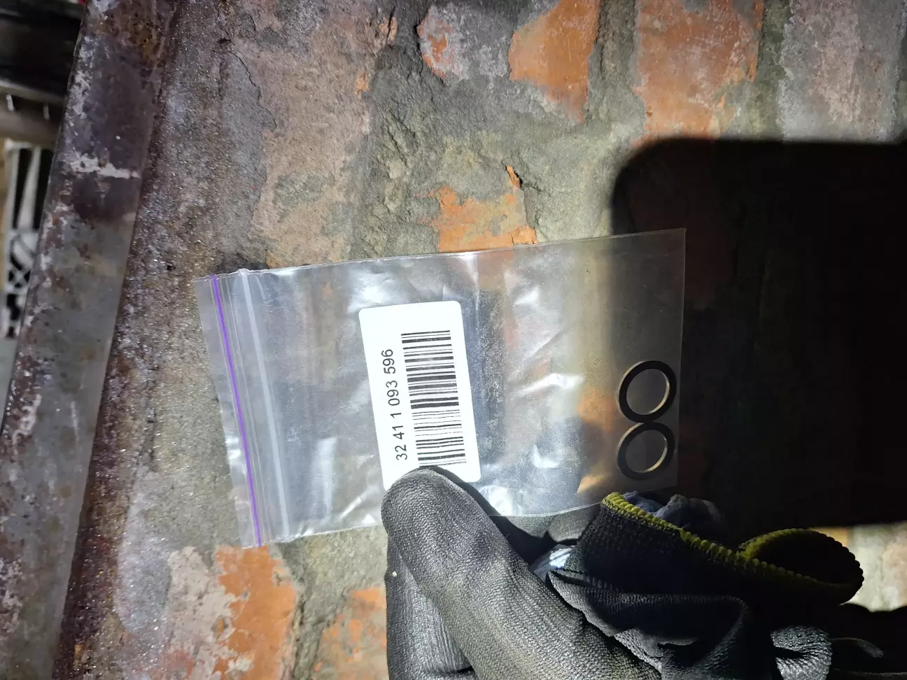 Такі шайби 4шт на банджо болти що тримають напорний трубопровід той що я замінив