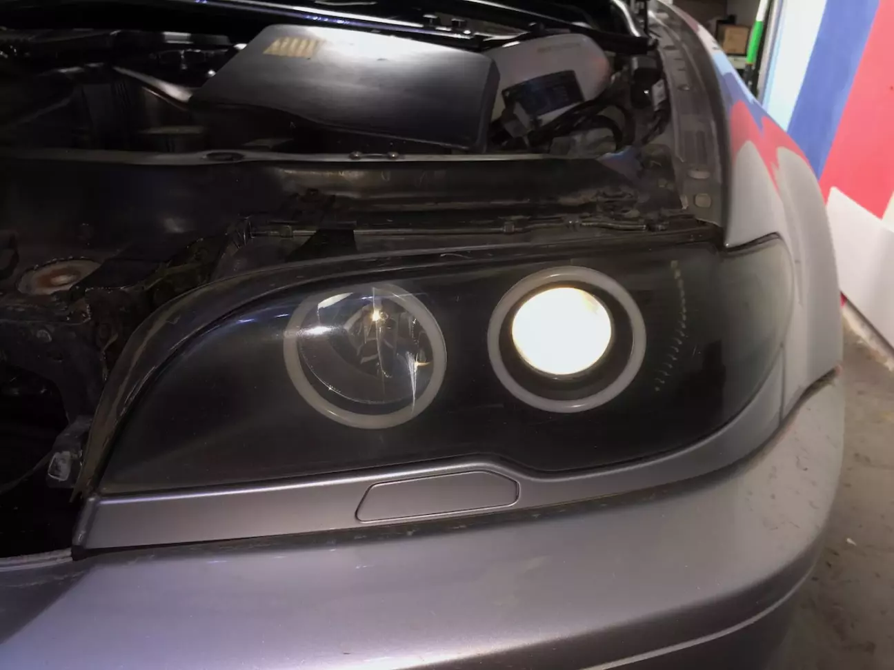 Попереднім власником були встановлені CCFL кільця.