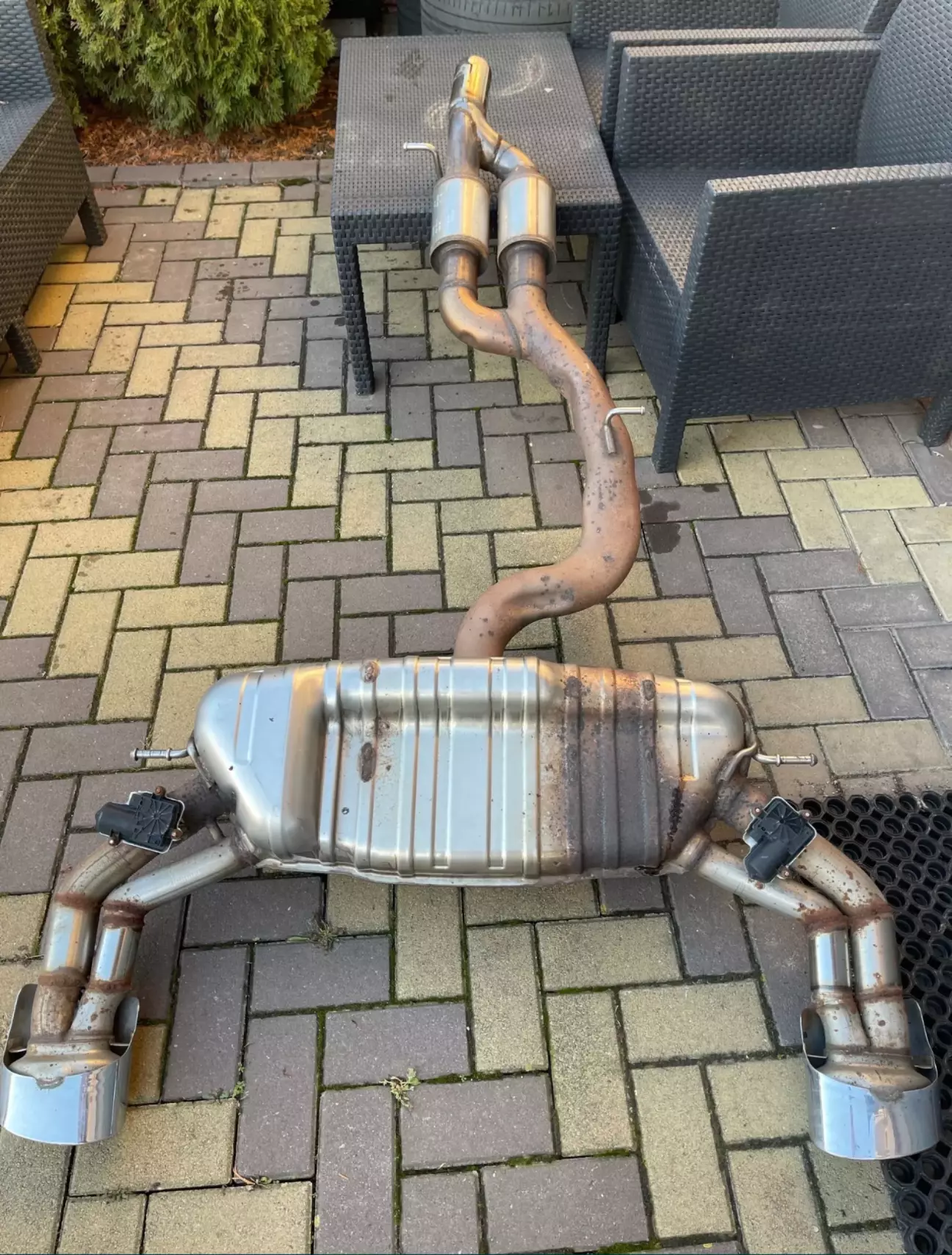 Якість швів видно неозброєним оком 😬