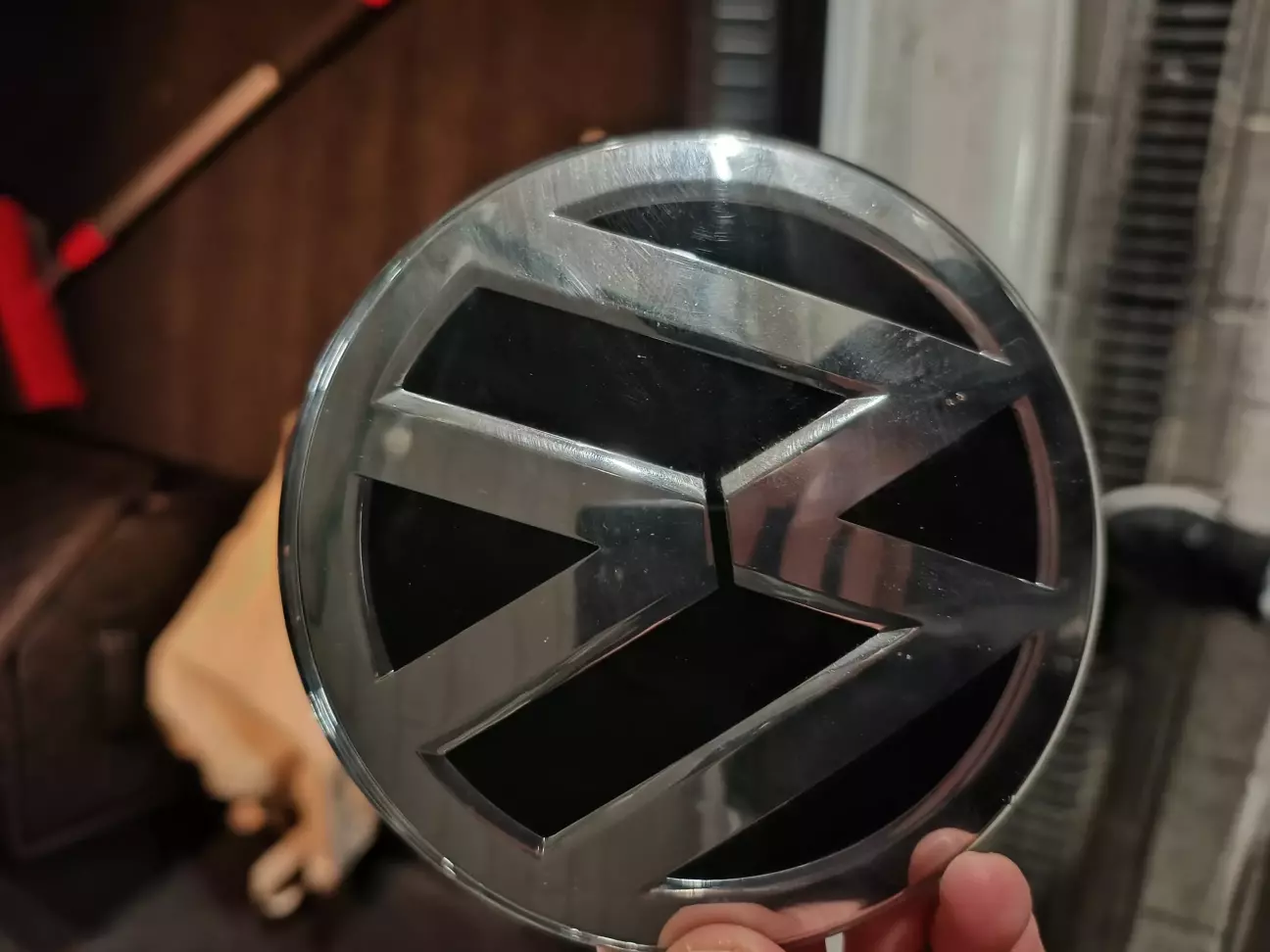 Ось так зняв, а вірніше відклеїлась від основи