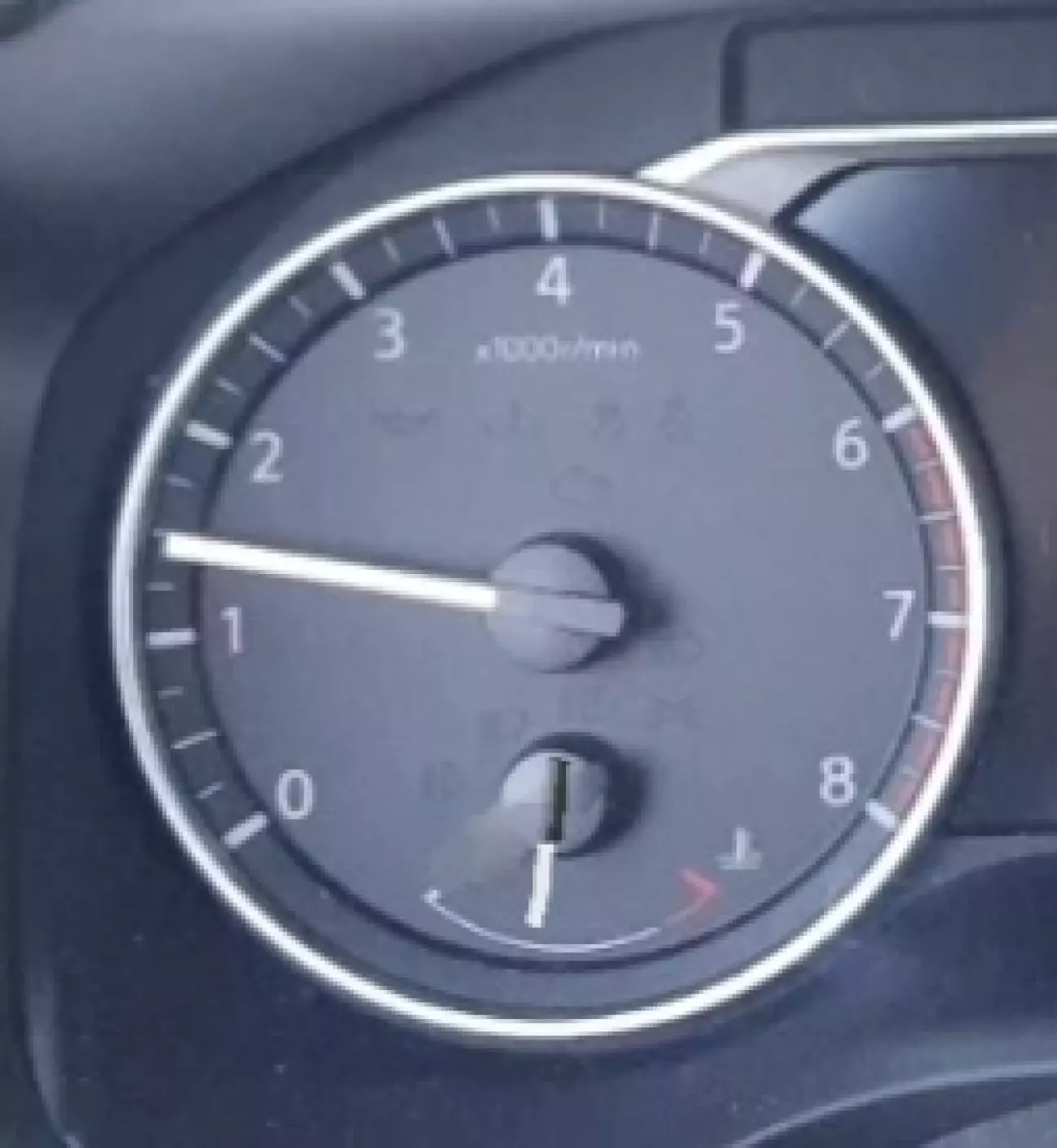 Далі як звичайно 1300-1500 об/хв в залежності від режиму еко/стандарт.