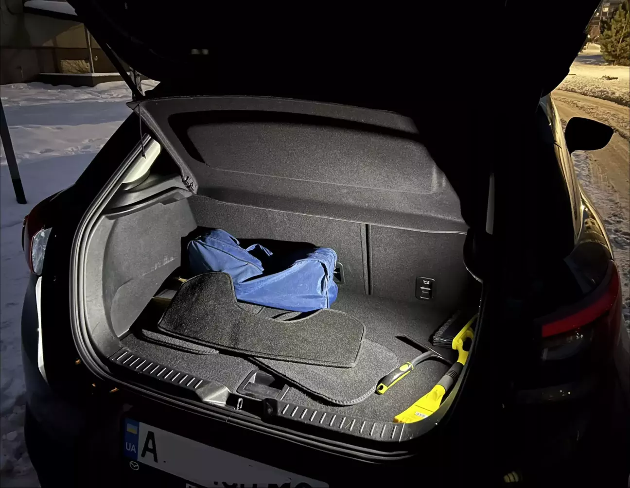 Да буде LED світло в багажнику )