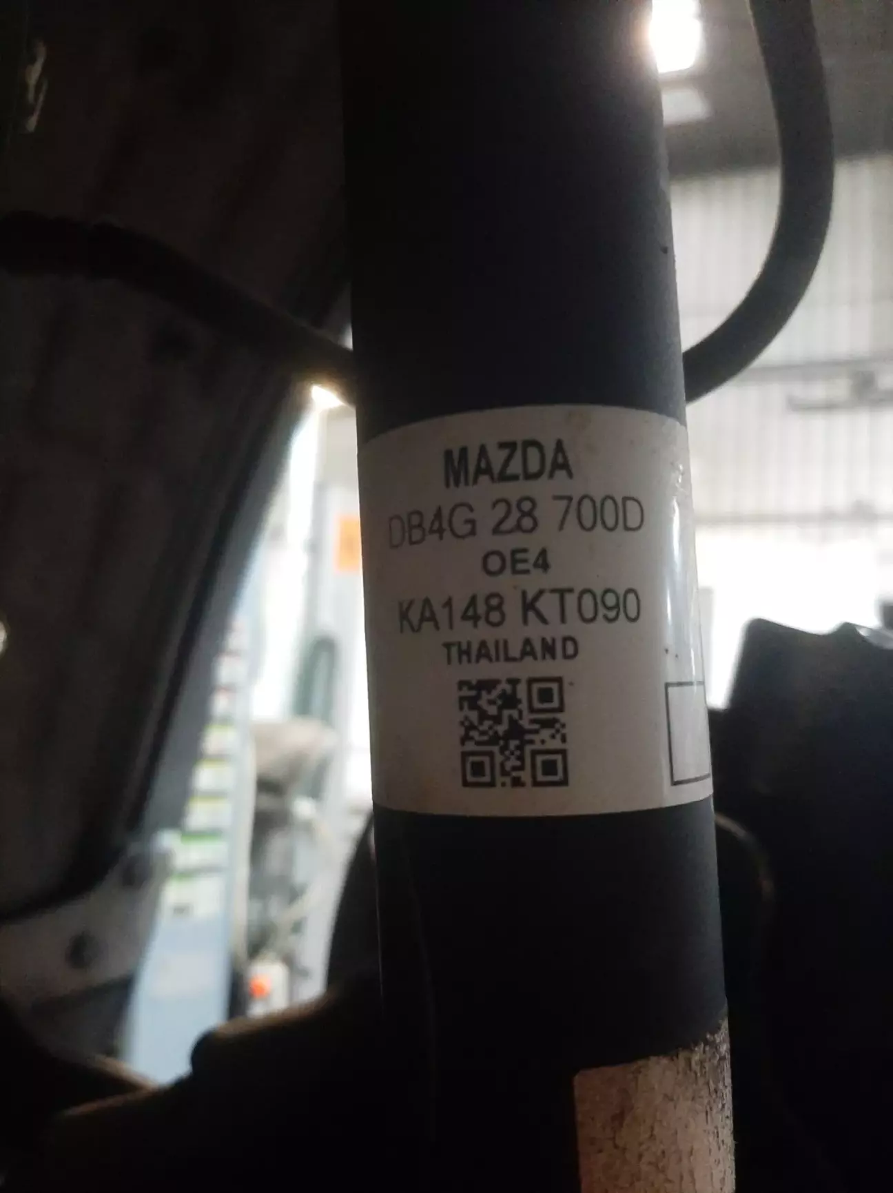 Замінили задній амортизатор.