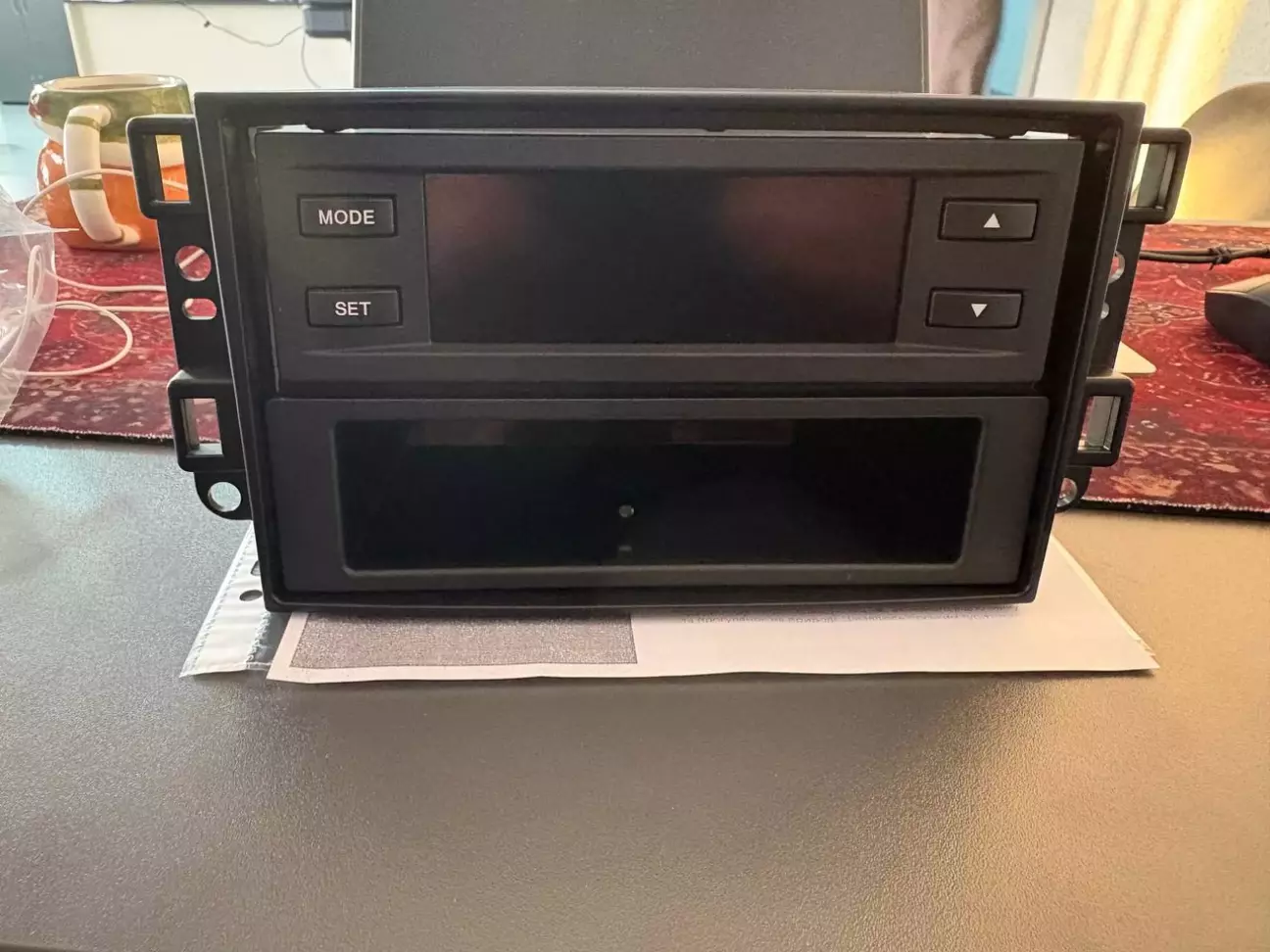 А так виглядала рамка, яку купив та куди монтував БК.