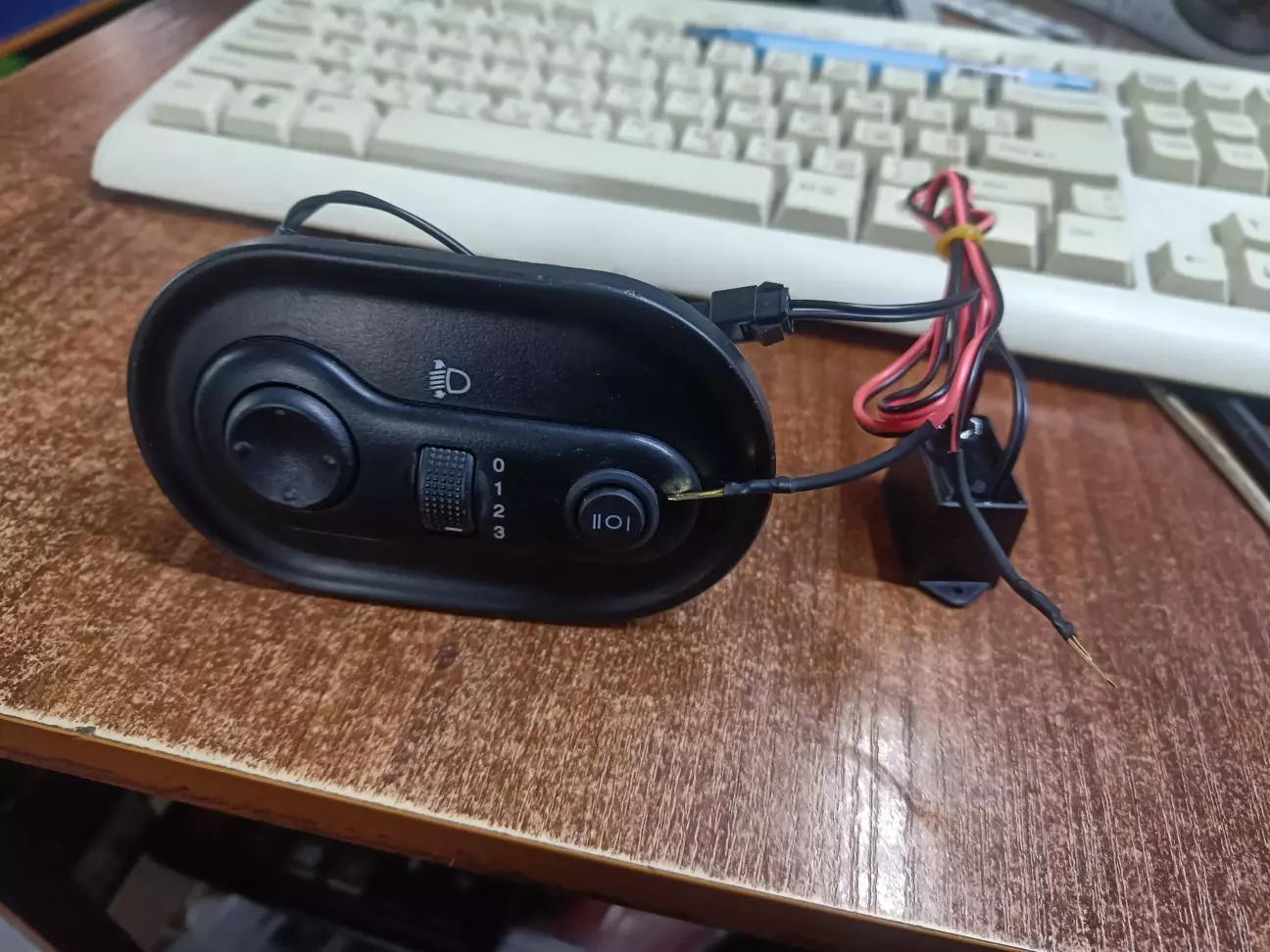 Встановлюємо джойстик на блок коректора