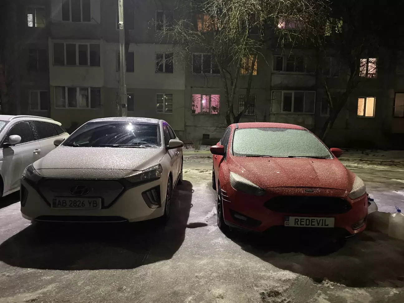 Ті, хто забере весь твій час… один принесе гроші, а інший їх задеребанить🤪