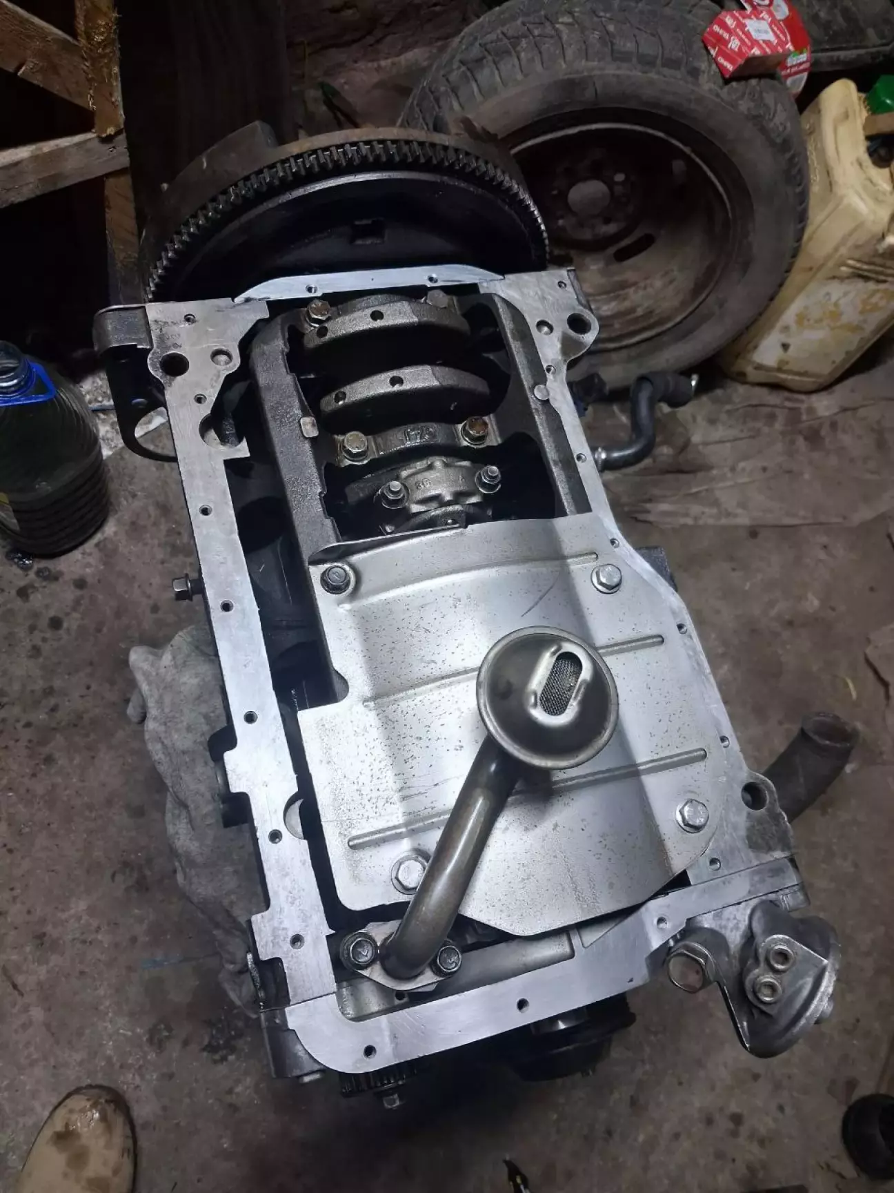 Масловідбивач і маслонасос на місці.