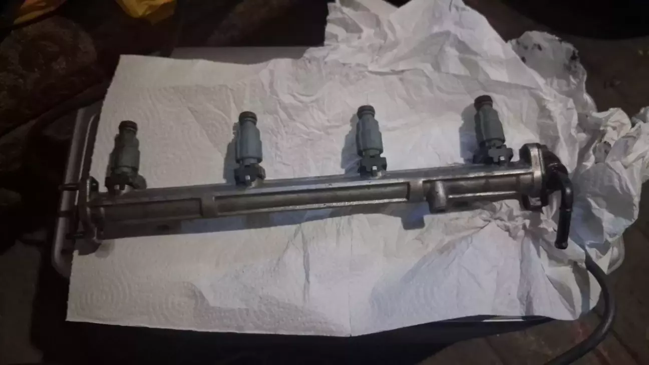 Рампа з форсунками на операційному столі.