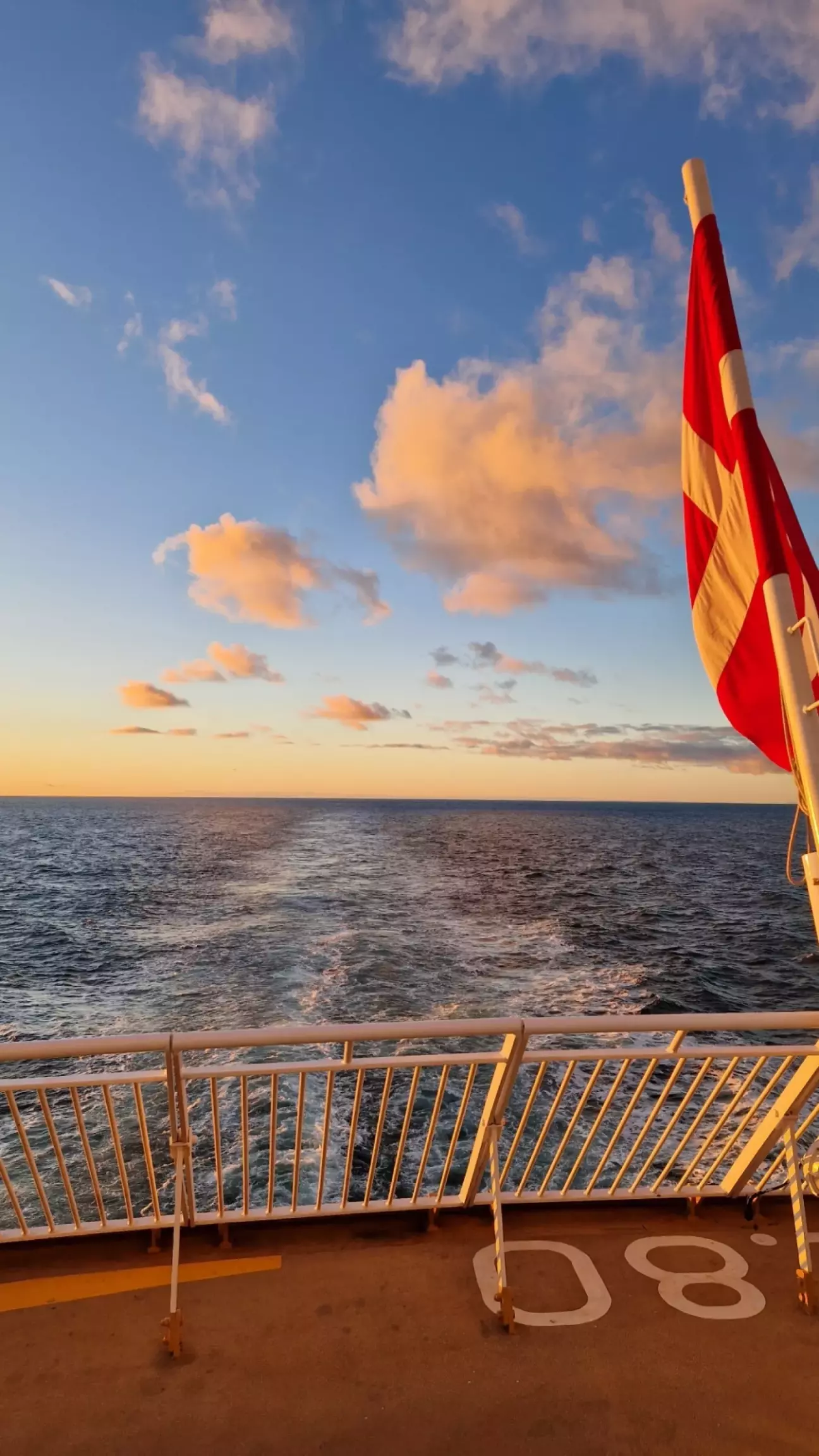 Прекрасный вид и закат.