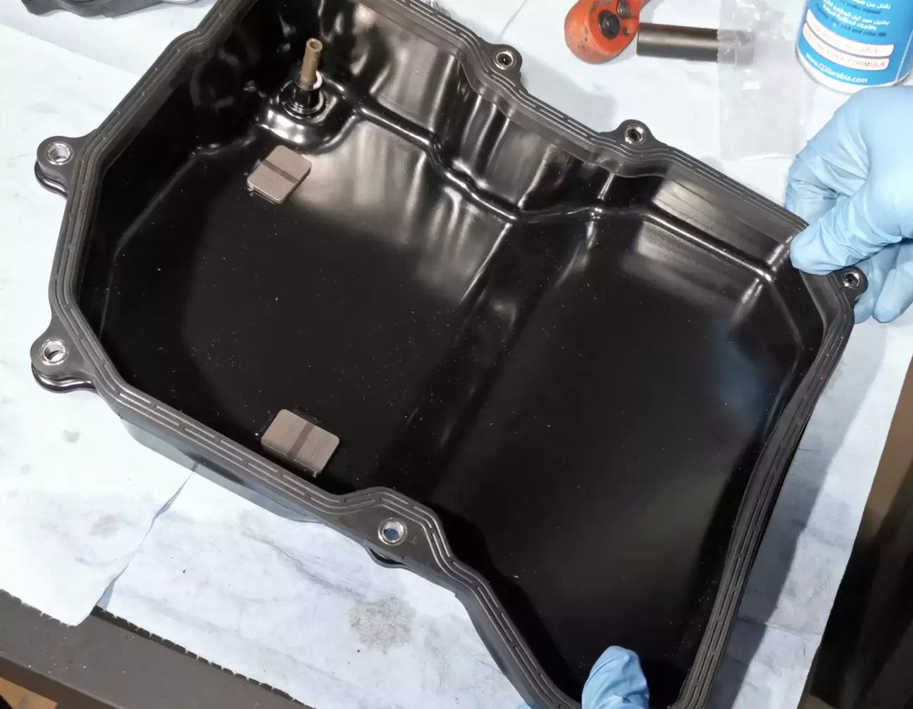 Встановлення прокладки на відмитий піддон