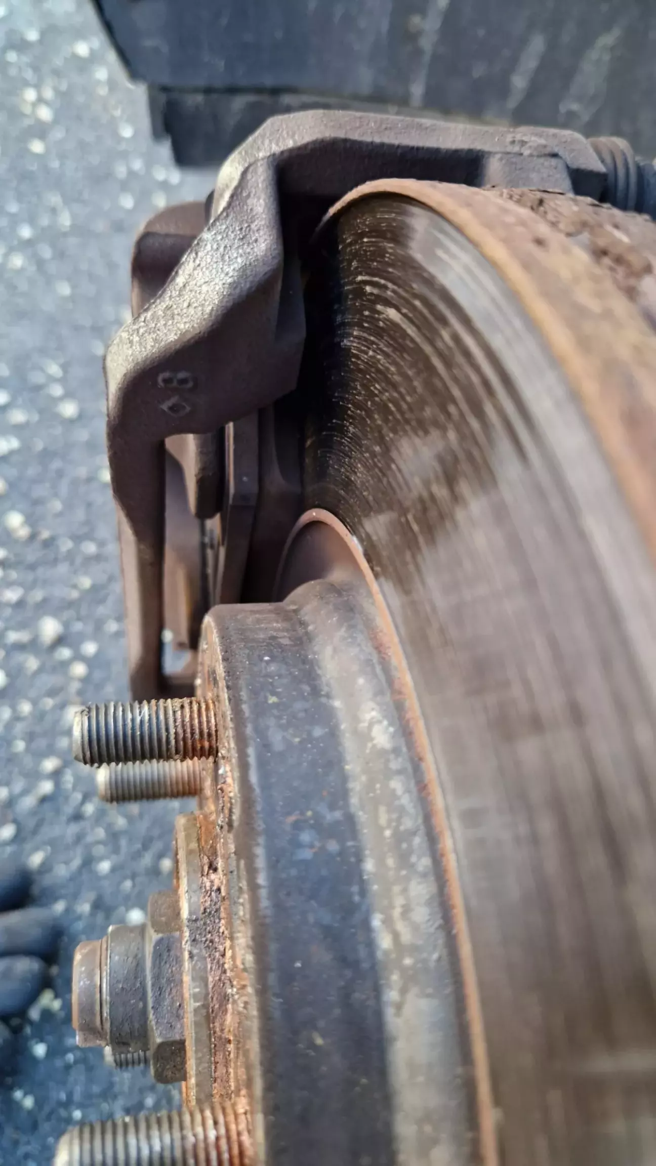 Передний левый