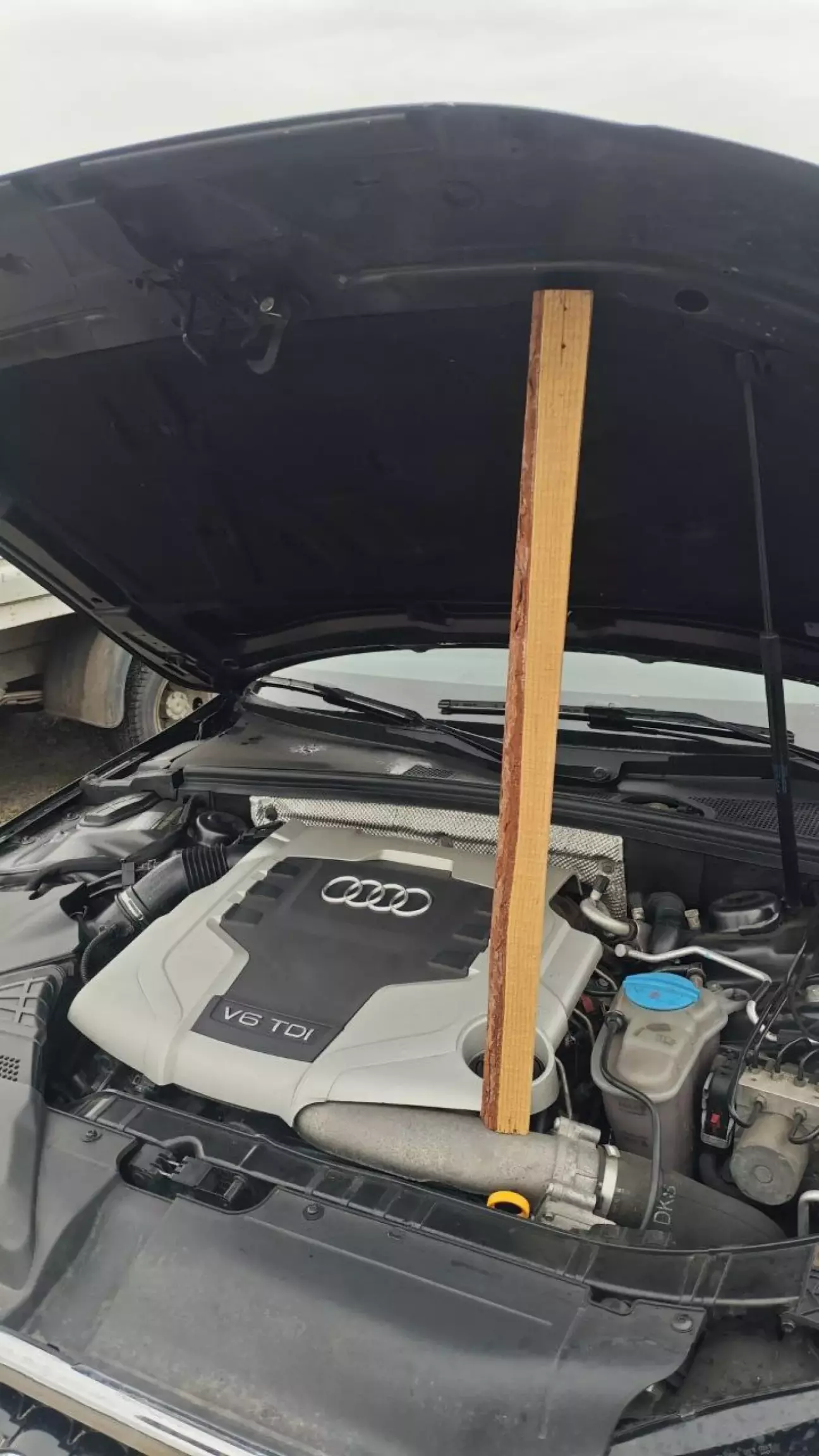 Ну и вот, временный упор, с ним было намного проще)