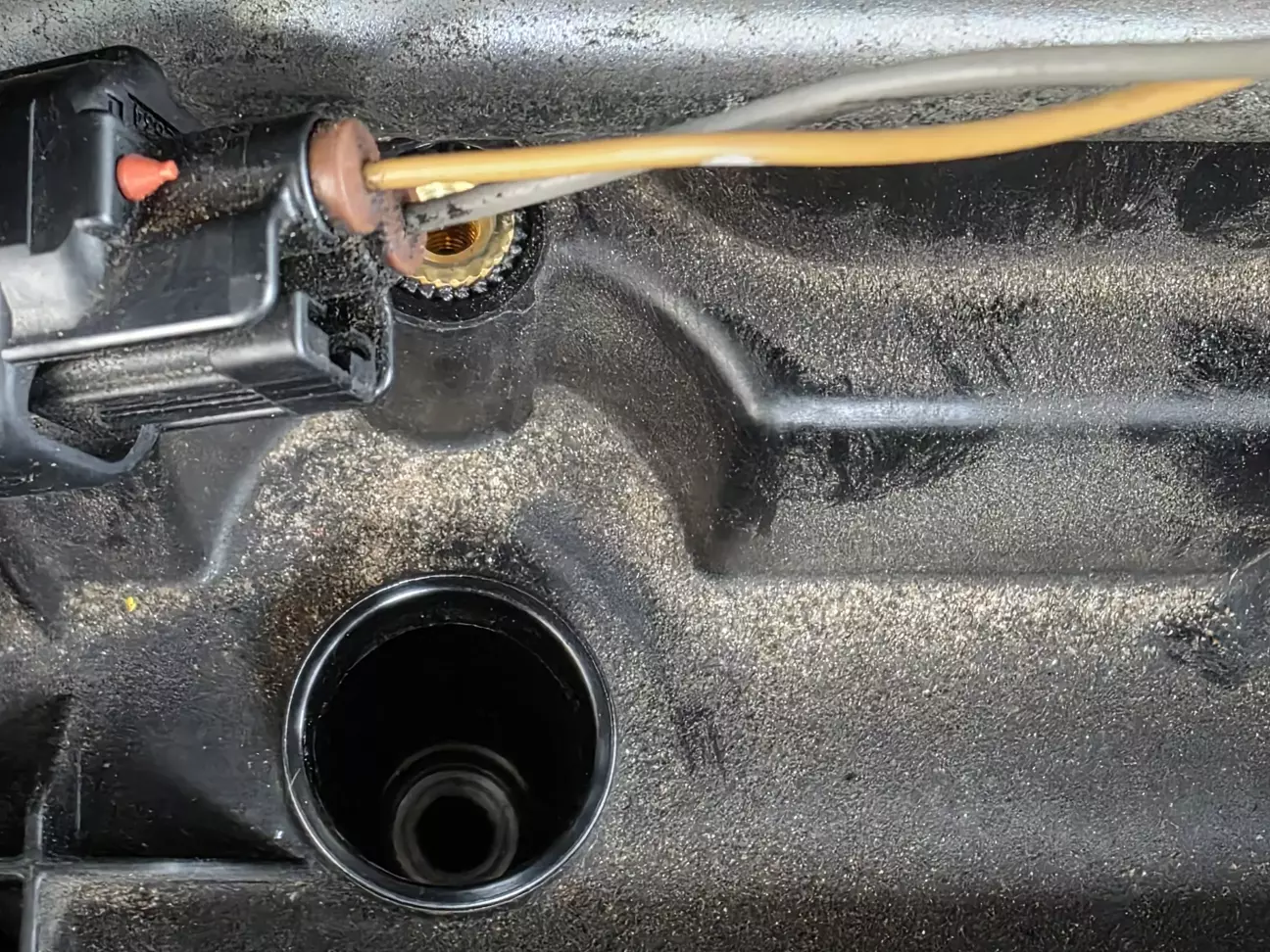 В колодцях теж все ок, води немає, бруду немає.