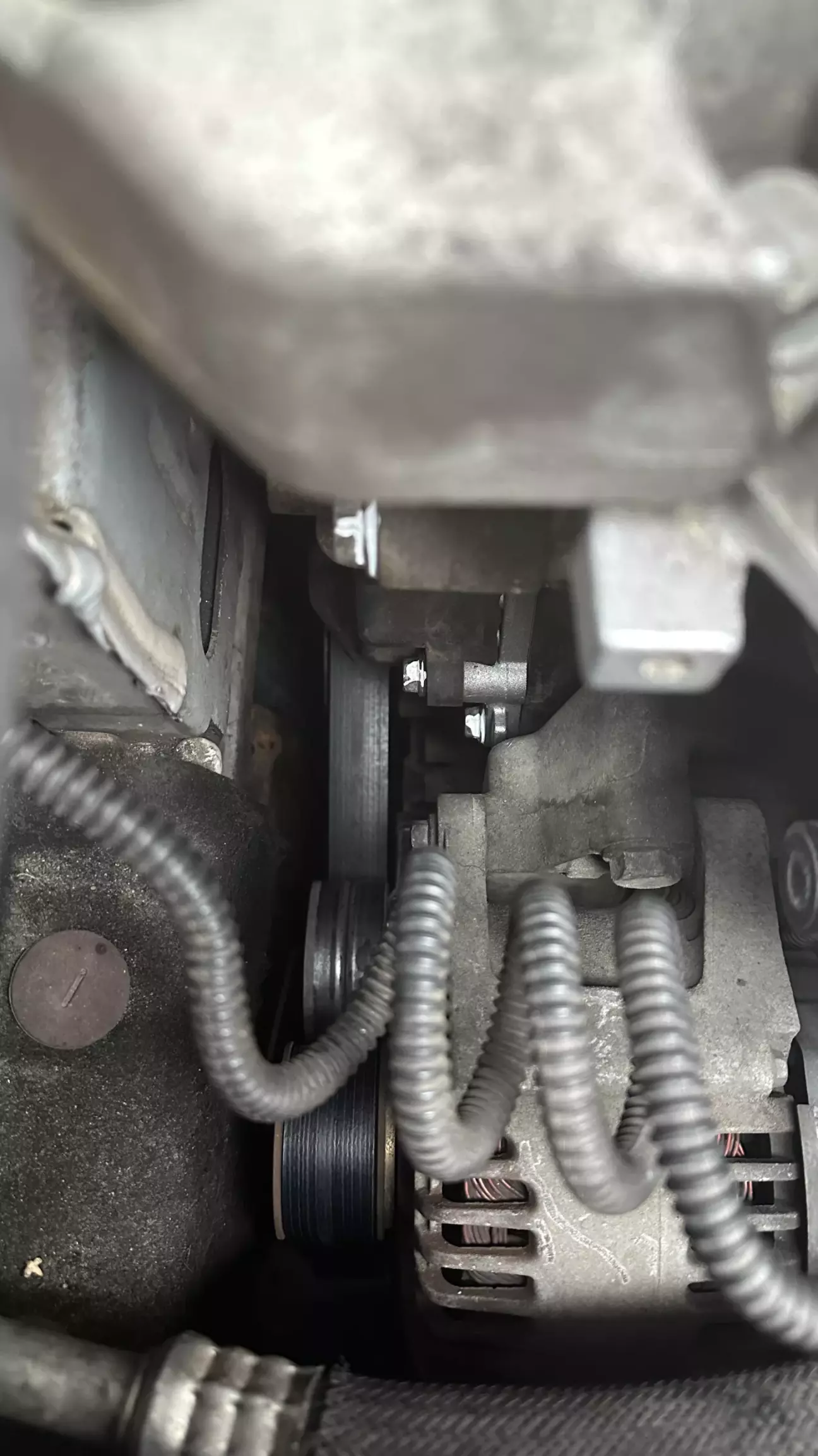 Міточки на всіх болтах що розкручували