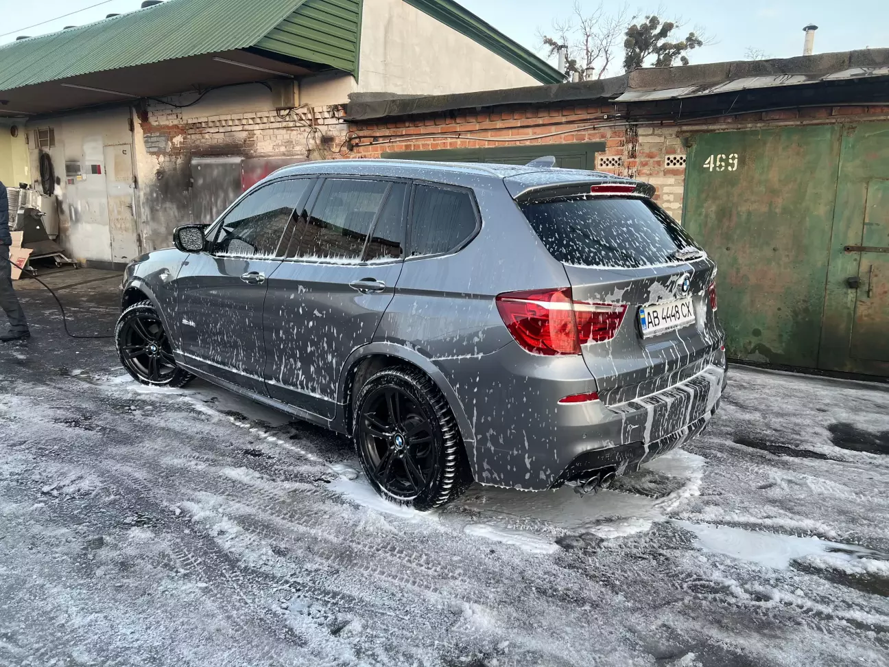 Перед початком робіт, вимили, з чистим працювати приємніше