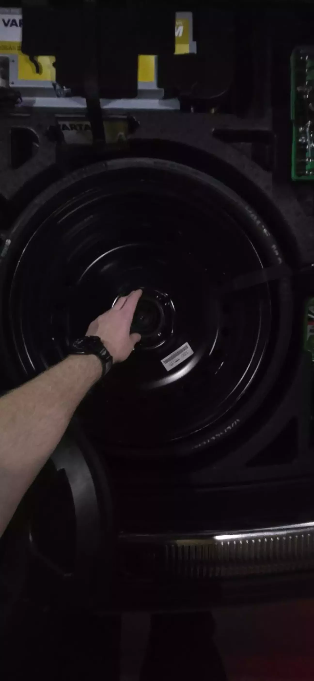 Нє, ну ці красівєнні колупалки точно шоб максімум гроші считать, а не для холопської роботи