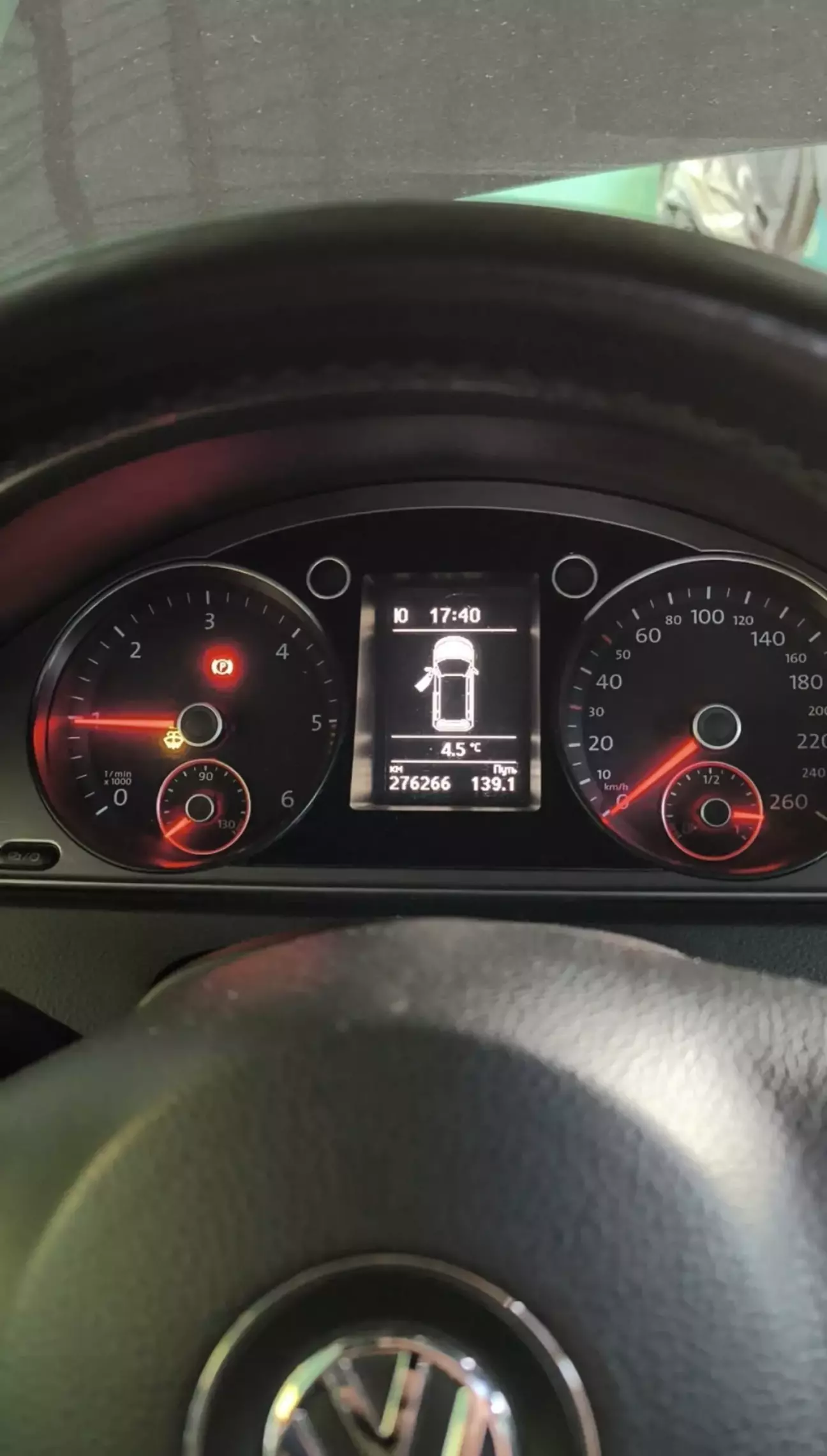 Навіть після прокачки паливної системи автомобіль завівся за другим разом.